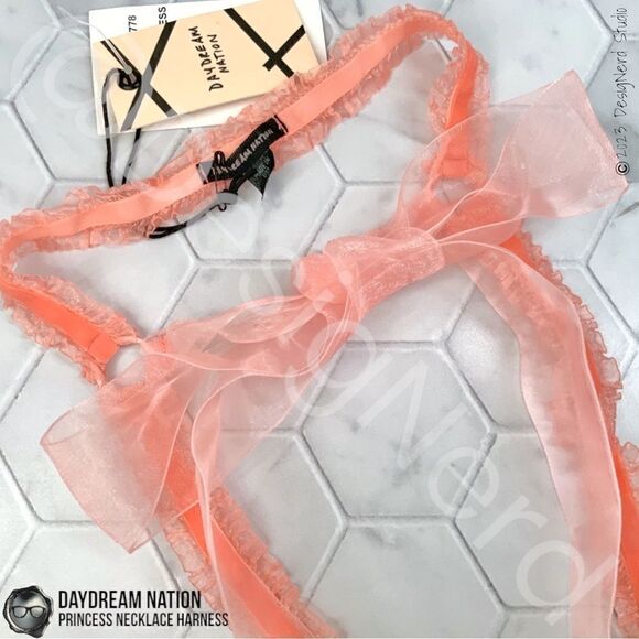 DAYDREAM NATION x DOLLS KILL PRINCESS NECKLACE HARNESS IN BLUSH PINK VELVET LACE - Picture 13 of 16